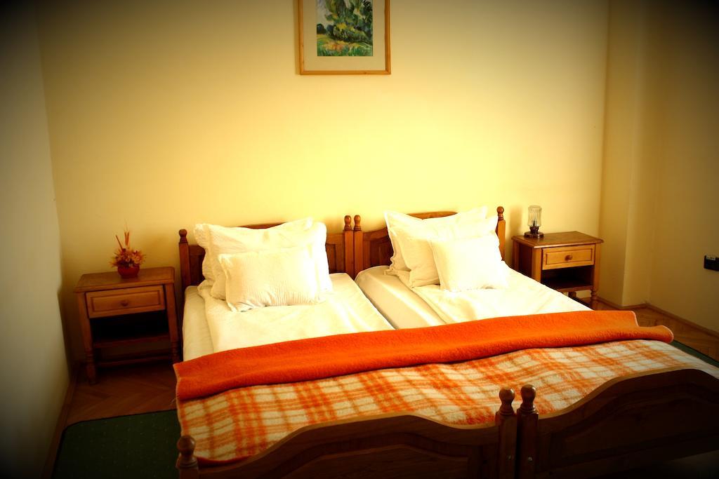 Hotel Tivoli Sovata Δωμάτιο φωτογραφία